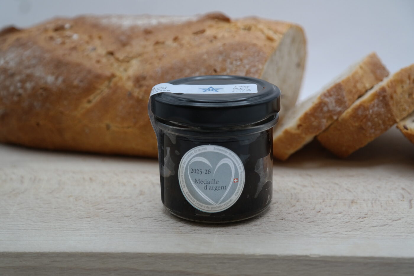 Black garlic cream