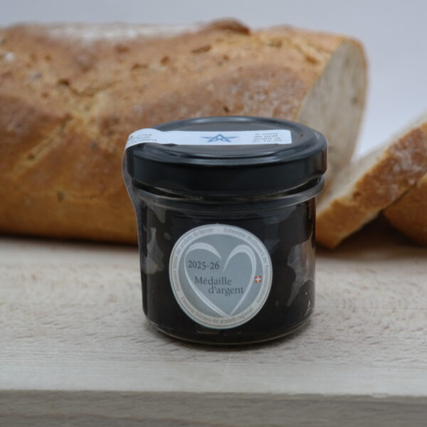Black garlic cream